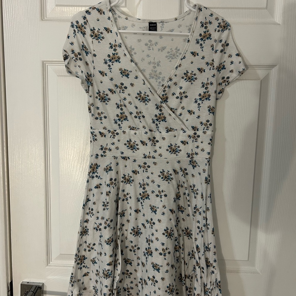 SHEIN White Floral Mini Dress